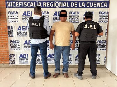 Detienen a policía de Santiago Jocotepec, Oaxaca, por triple homicidio ocurrido en 2022