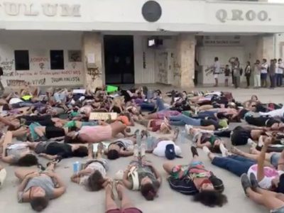 Protestan en Quintana Roo por feminicidios de Victoria, Karla y "tantas otras que nos hacen falta"