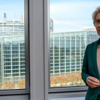 Von der Leyen ofrece ayuda policial y judicial a Zelenski para investigar la masacre de Bucha