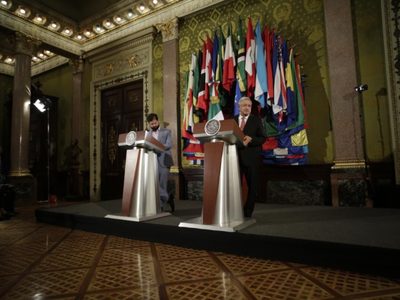 Boric pide a AMLO esperar para decidir sobre la APEC; Pedro Castillo irá a Chile