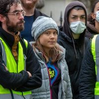 La Policía británica detiene a Greta Thunberg en Londres en una protesta contra combustibles fósiles