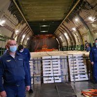Rusia envía a Cuba dos aviones con casi 90 toneladas de ayuda humanitaria