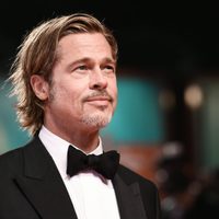 ¡ABANDONA TODO! Brad Pitt deja las actuación y comienza un nuevo trabajo. ¡IMPENSADO!