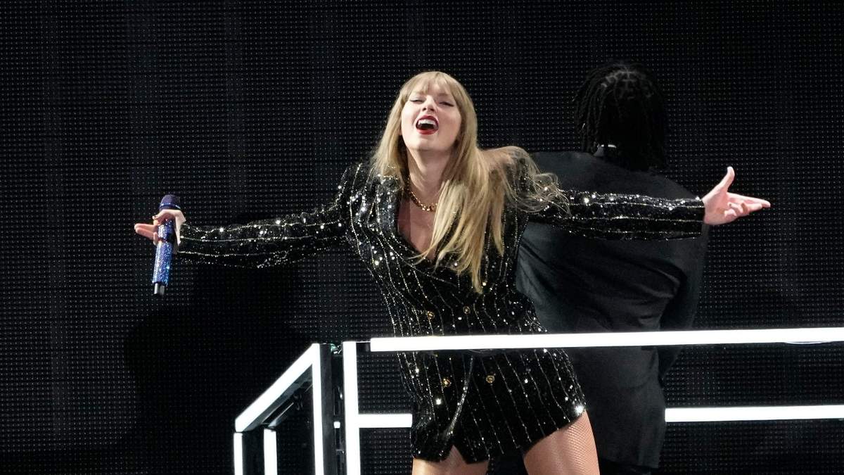 Taylor Swift durante su presentación en la gira Eras el lunes 7 de agosto de 2023