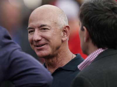 Jeff Bezos vende acciones de Amazon valoradas en 2 mil millones de dólares
