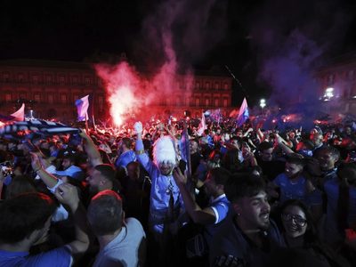 Napoli gana su cuarto título de liga en Italia