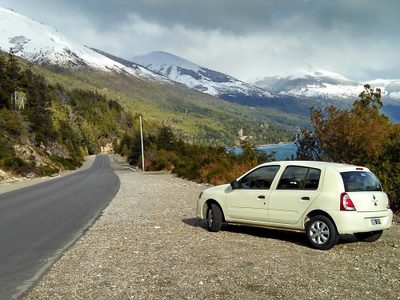 Ante una temporada de verano corta, empresas de autos de alquiler piden ayuda