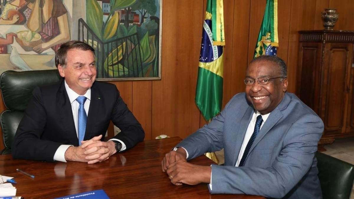 Jair Bolsonaro y Carlos Decotelli. Fuente: (Twitter)