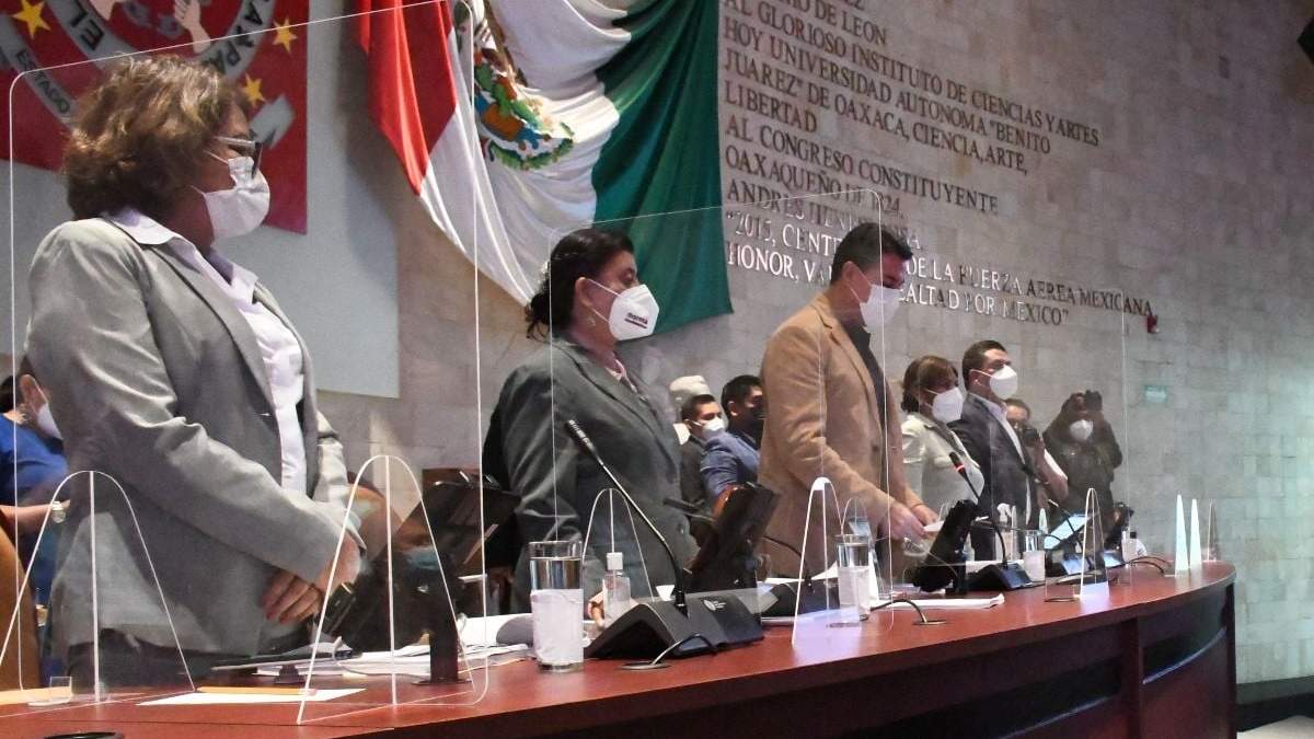 Sesión en el Congreso de Oaxaca