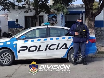 La policía de Zapala secuestró estupefacientes en un allanamiento y detuvo a una persona