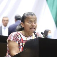 Diputada morenista defiende "horario de Dios" y critica "horario neoliberal"; la tunden en redes