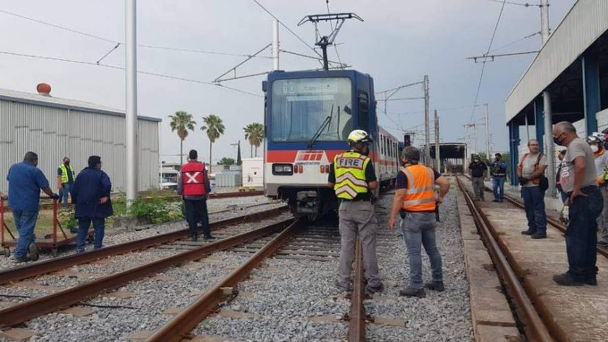 Unos 80 pasajeros tuvieron que ser desalojados