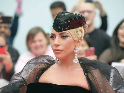 Lady Gaga puede llevarse el premio por la mejor artista del año dejando afuera a estas popstars