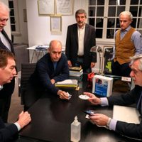 Santilli quiere evitar que las personas se muevan entre Ciudad y Provincia