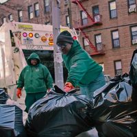 Nueva York: suspenden sin sueldo a miles de trabajadores públicos por no vacunarse contra covid-19