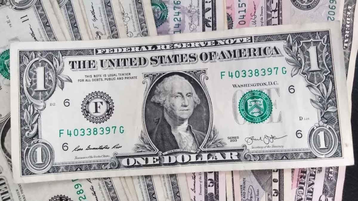 Dólar. Fuente: (Twitter)