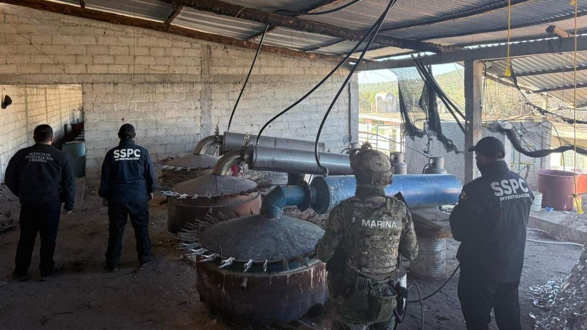 En los estados de Tlaxcala y Puebla se aseguraron dos laboratorios para la elaboración de metanfetaminas