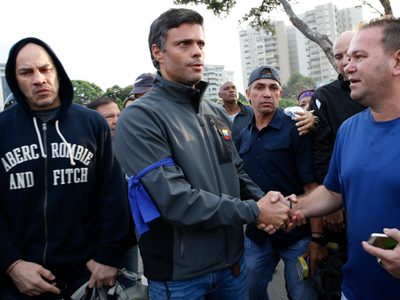 Embajada chilena en Caracas hospeda a Leopoldo López y a su familia