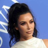 De otro planeta: con este look impensado, Kim Kardashian reveló un insólito dato de su infancia