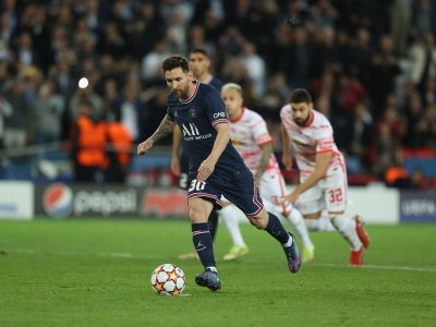 Con doblete de Messi, el París Saint Germain es líder del grupo A en la Champions League