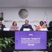 El INE instala la comisión que organizará la elección de jueces, magistrados y ministros