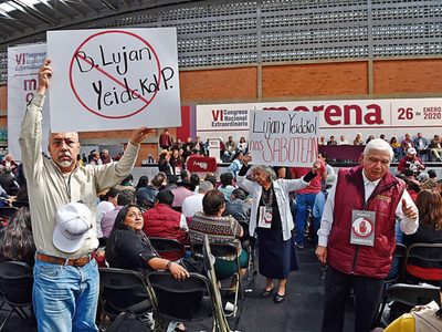Se exacerba la batalla campal en Morena