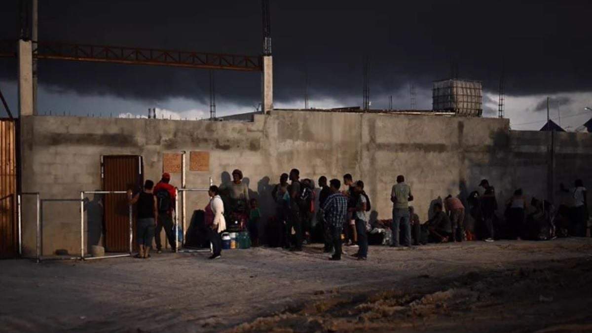 Migrantes detenidos en México