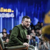 Zelenskyy llega a Arabia Saudí para impulsar plan de paz para Ucrania