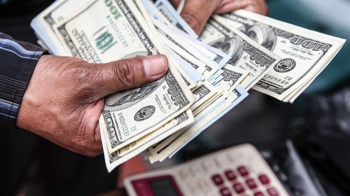Así iniciará la cotización del dólar el primer día del penúltimo mes del año. Fuente: (Twitter)