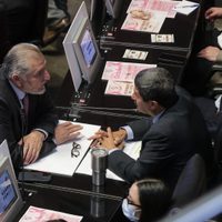Juristas y opositores califican de regresiva la reforma de Sheinbaum a la ley de amparo