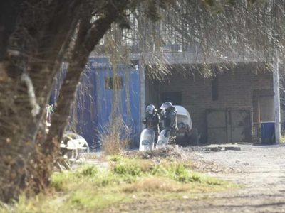 Allanaron una propiedad de Rubén López en Cipolletti