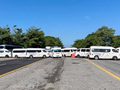 Transportistas de Chiapas bloquean vialidades en protesta por agresiones del crimen organizado