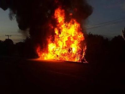Un muerto y ocho heridos deja explosión en toma clandestina de Pemex en Hidalgo