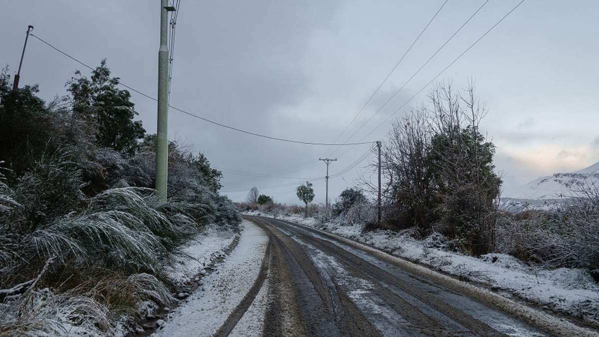 Ya se trabaja en San Martín de los Andes en el Operativo Nieve 2020. Fuente: (Twitter).