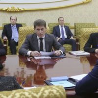 Rusia y Corea del Norte hablan de lazos económicos; Seúl advierte sobre exportación de trabajadores