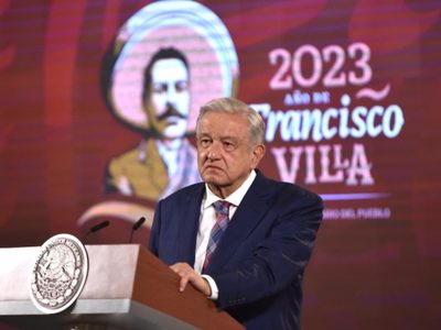 Dar luz verde al muro fronterizo, un retroceso que no resuelve el problema de la migración: AMLO