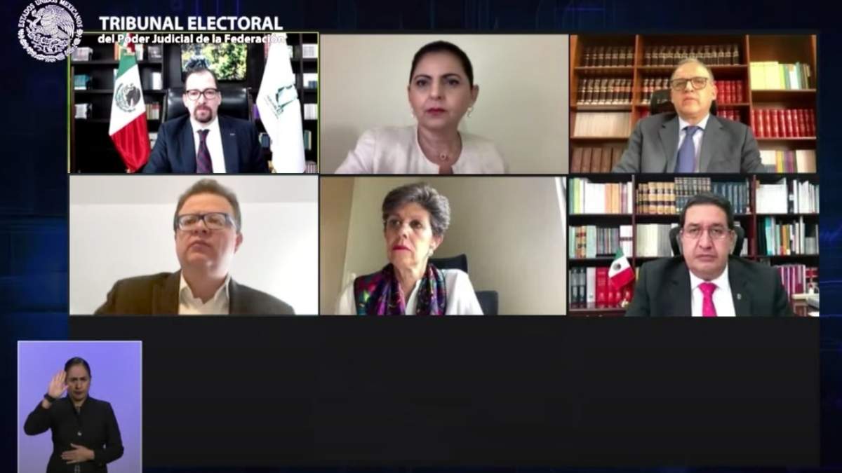 Los magistrados del Tribunal Electoral