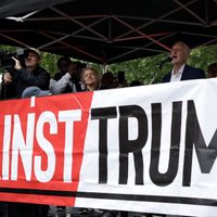 Trump finaliza visita a Londres en medio de protestas