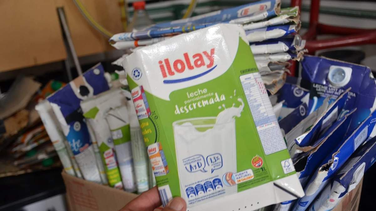 Cajas de leche. Fuente: (X)