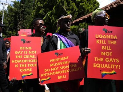 Uganda aprueba una ley que incluye pena de muerte a homosexualidad