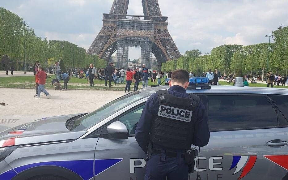 París