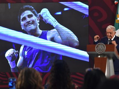 AMLO celebró el triunfo de Marco Verde en París 2024; espera que gane la medalla de oro