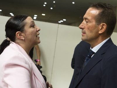 El Gobierno no esperó y ante el rechazo de Aten, otorgó aumento por decreto a docentes