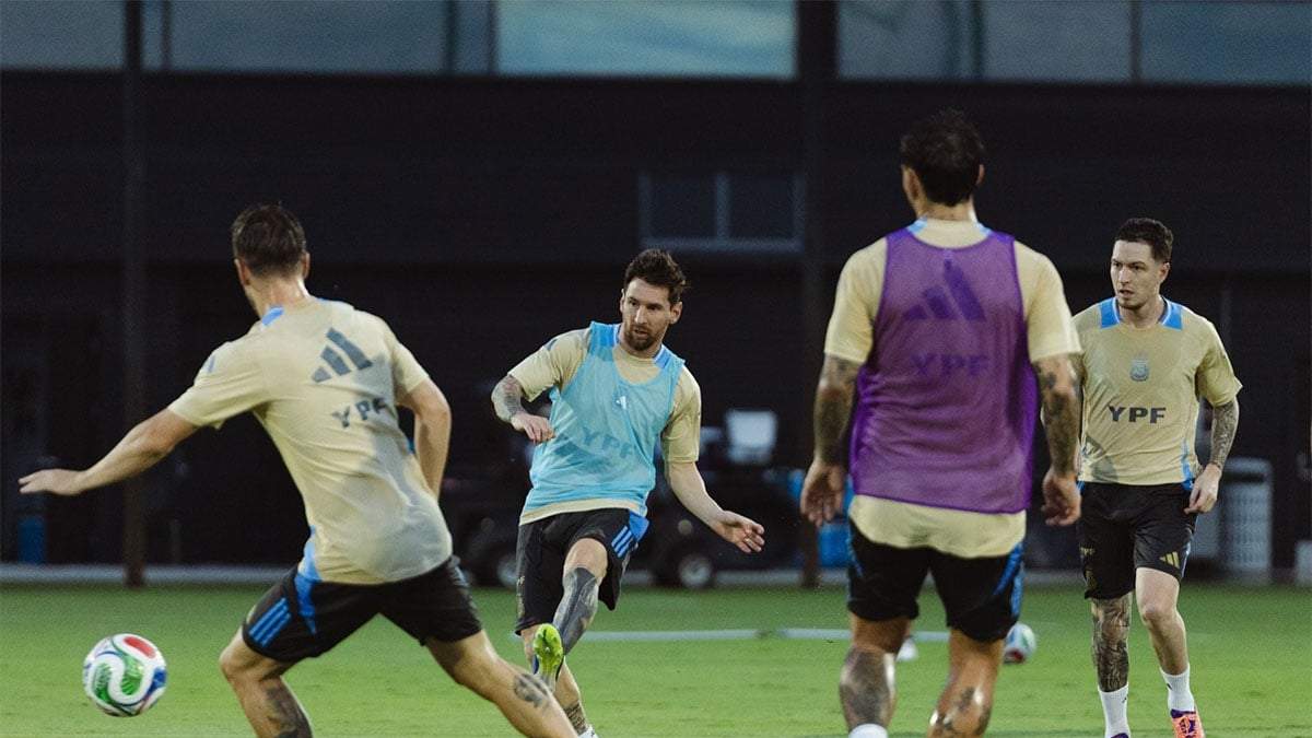 Lionel Messi en la práctica de Argentina.