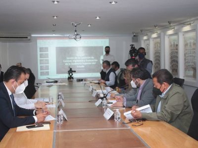 Congreso de Puebla acelera la destitución del auditor que acusó de persecución a Barbosa