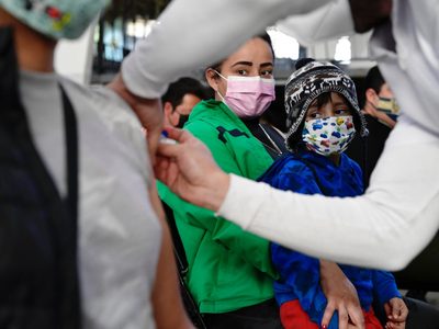 Anuncian vacunación anti covid-19 para niñas y niños de 12 años en adelante en la CDMX