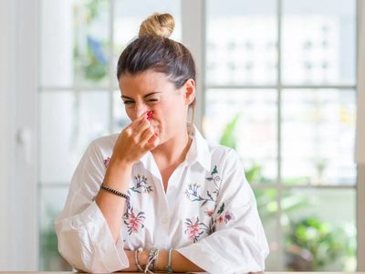 El simple truco casero para eliminar los malos olores de tu cocina