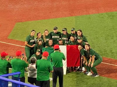 México derrota 5-1 a Italia en softbol femenil y mantiene esperanza de medalla