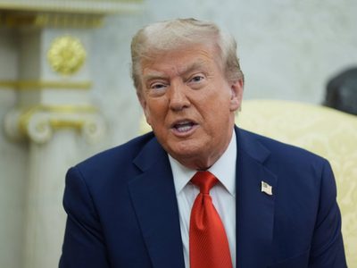 Trump defiende ataque contra bote en el Caribe cerca de Venezuela