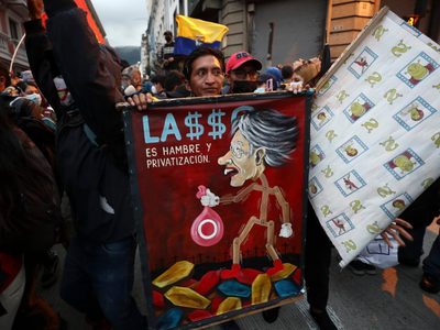 El presidente de Ecuador afronta pedido de destitución tras casi dos semanas de protestas